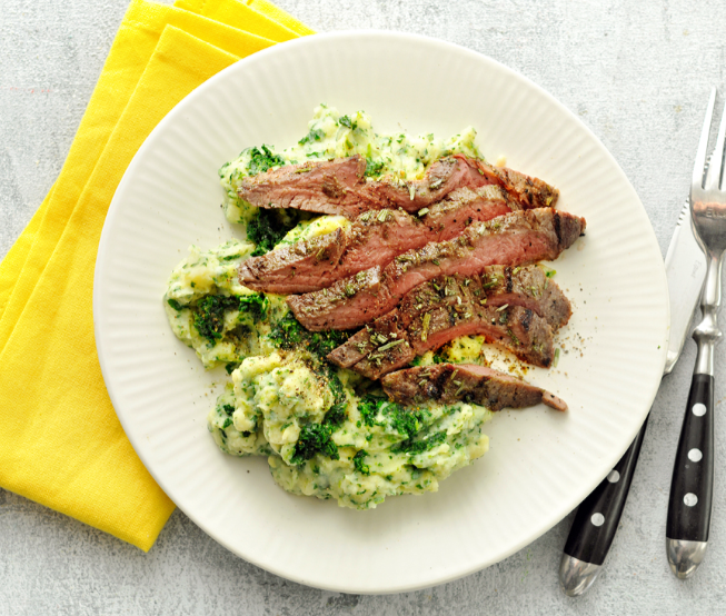 Grilled steak with mashed potatoes